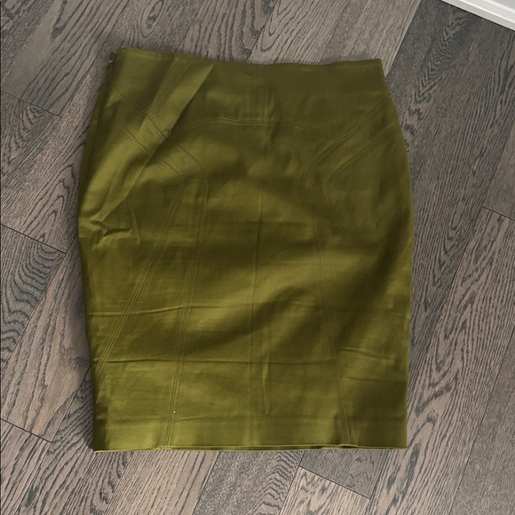 Marciano Chartreuse Pencil Skirt - Picture 6 of 11